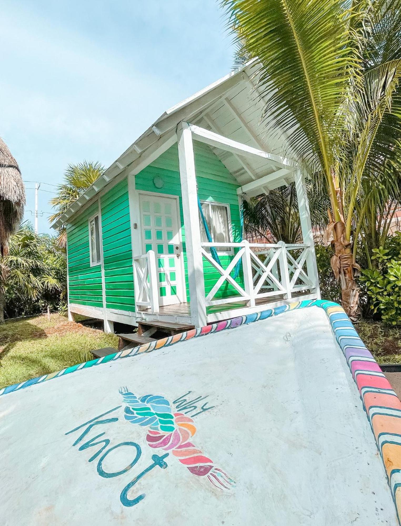 Whyknot Holbox Acomodação com café da manhã Exterior foto